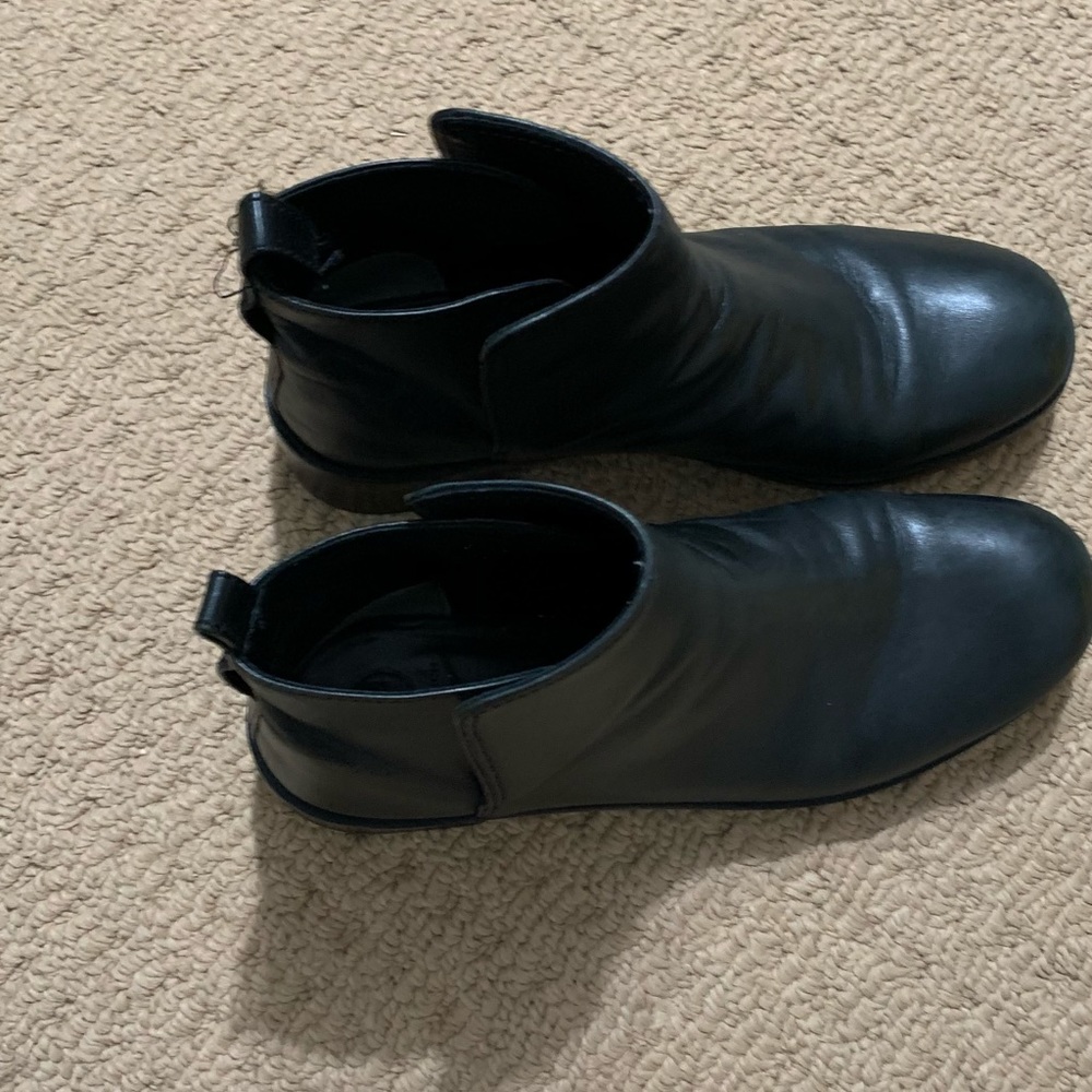 Tory Burch Black Leather Ankle Booties W9.5